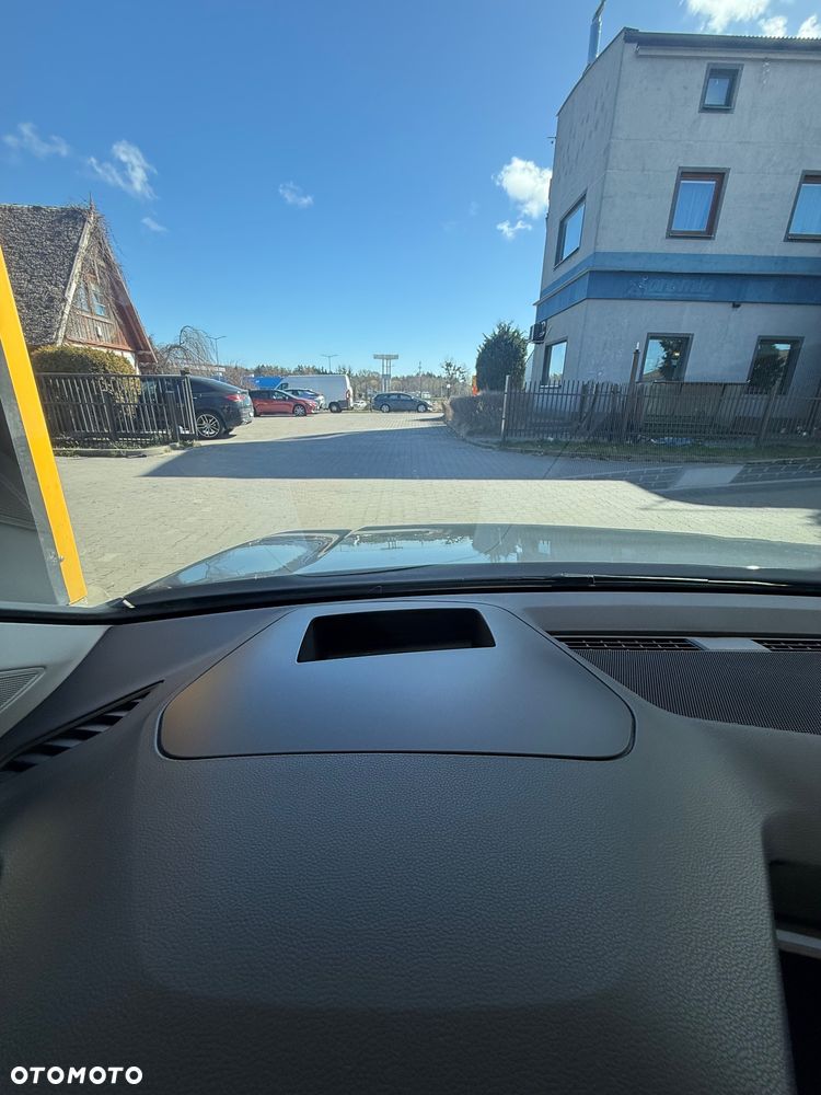 Volkswagen Golf 1.5 eTSI EVO R-Line DSG - 19