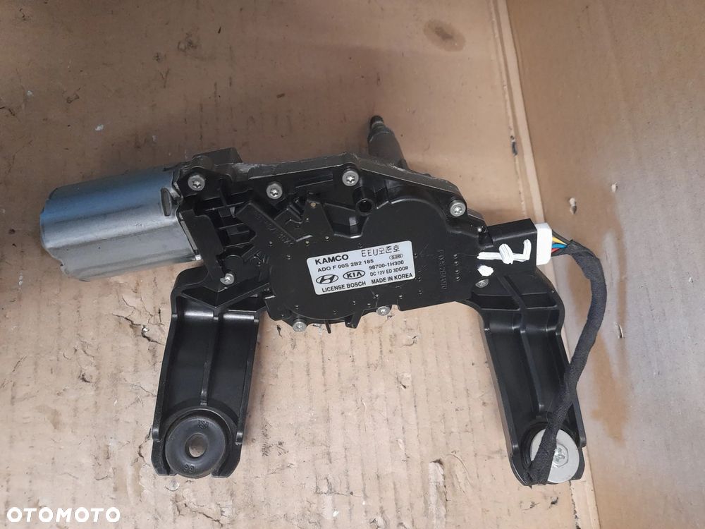 SILNICZEK WYCIERACZKI TYŁ HYUNDAI / KIA nr 98700-1H300 - 3