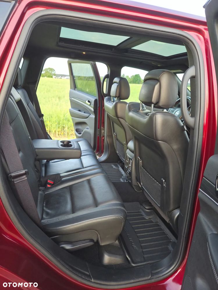 Jeep Grand Cherokee - 18
