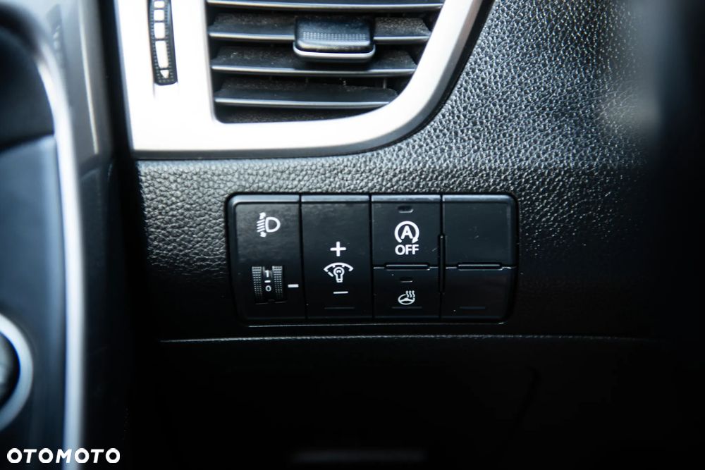 Hyundai i30 1.6 GDI Premium - 28