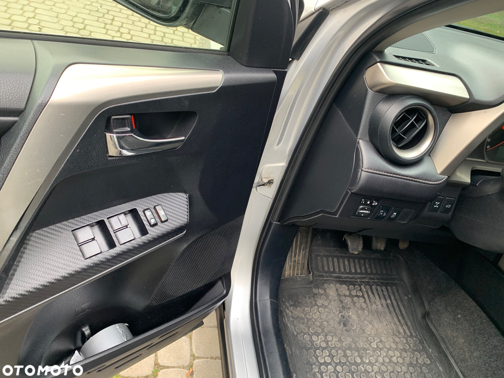 Toyota RAV4 2.0 D-4D Premium - 15