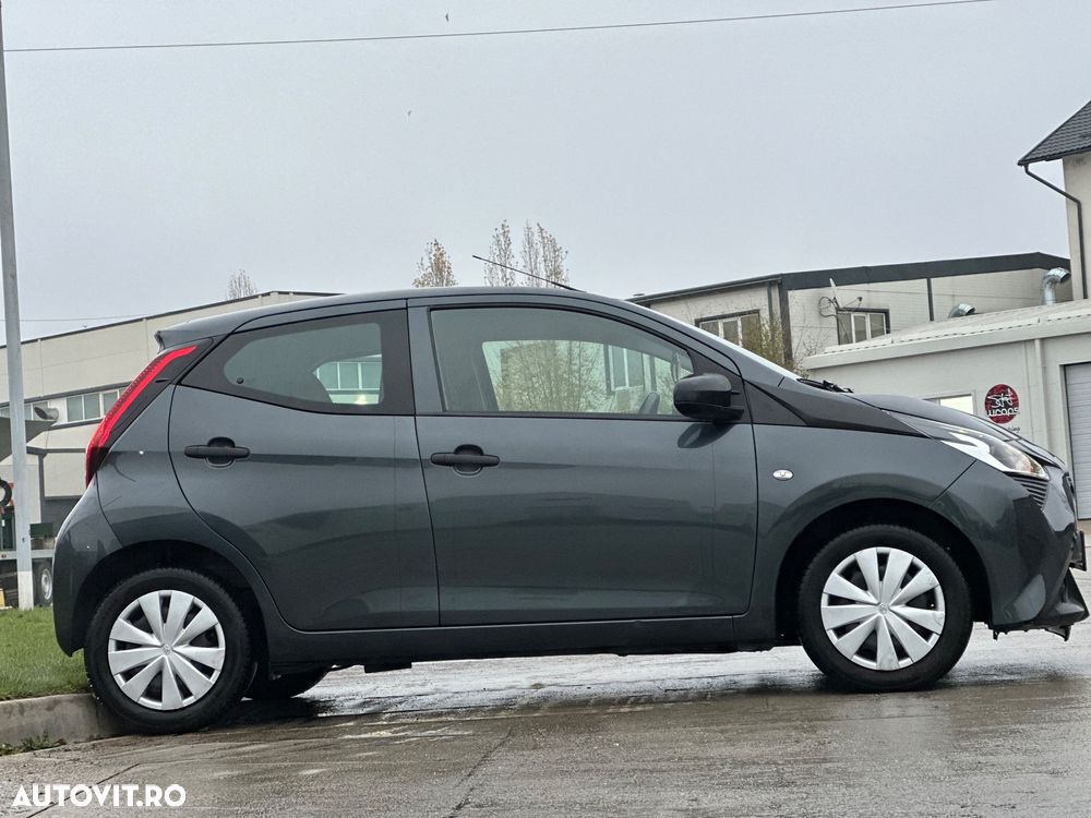 Toyota Aygo 1.0 VVY-I 5 usi X - 4