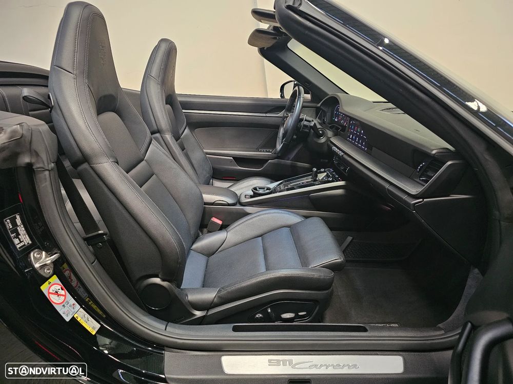 Porsche 911 (992) Carrera PDK - 37