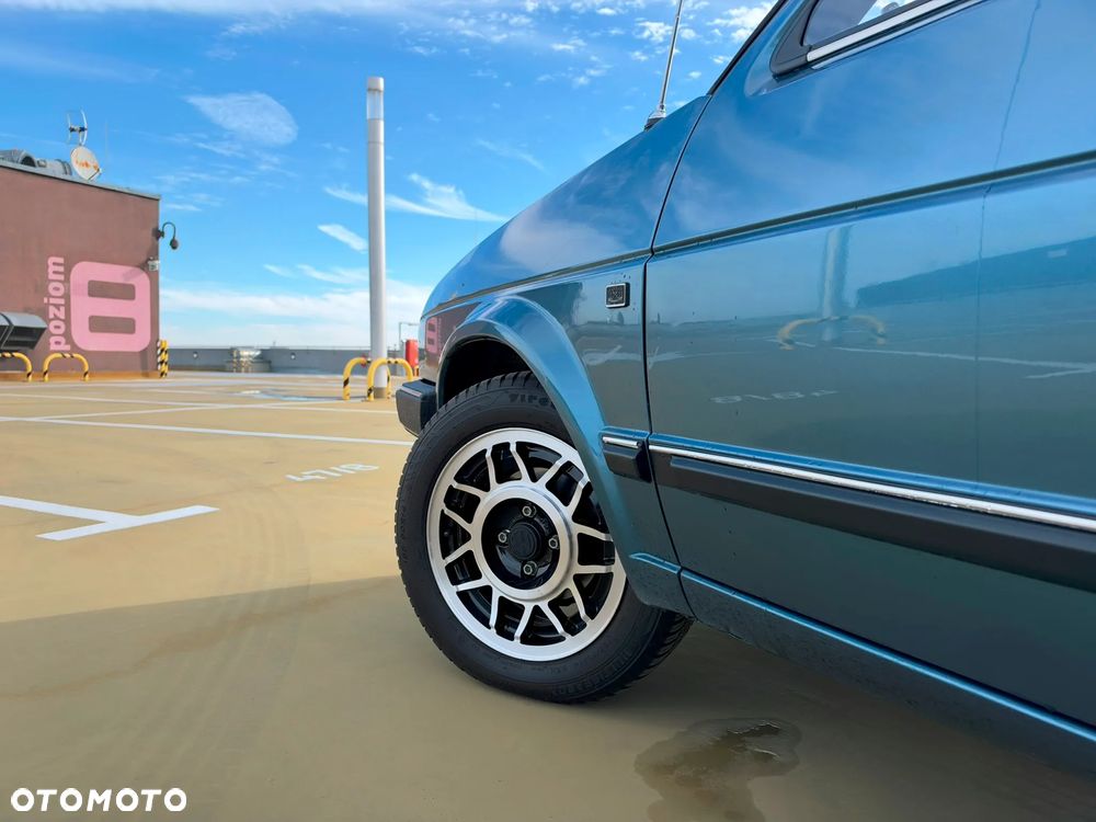 Volkswagen Jetta - 9