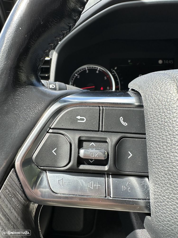 Toyota Land Cruiser 300 70th Anniversary - 25