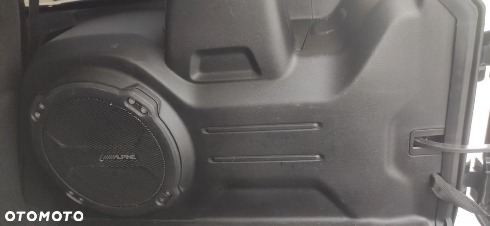 Jeep Wrangler - 4