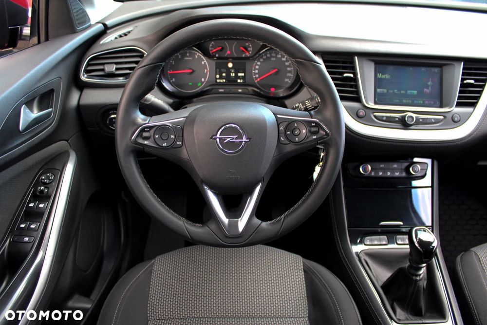 Opel Grandland X 1.2 T GPF Enjoy S&S - 11