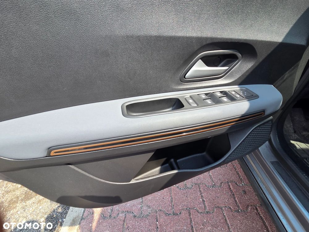 Dacia Jogger TCe 110 (7-Sitzer) Essential - 19