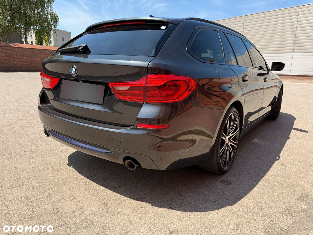 BMW Seria 5 520d Touring Sport Line - 6
