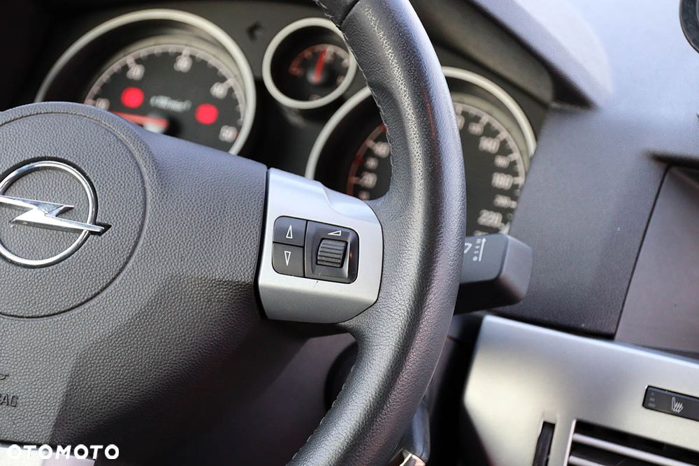 Opel Astra 1.7 CDTI DPF (119g) Innovation - 32