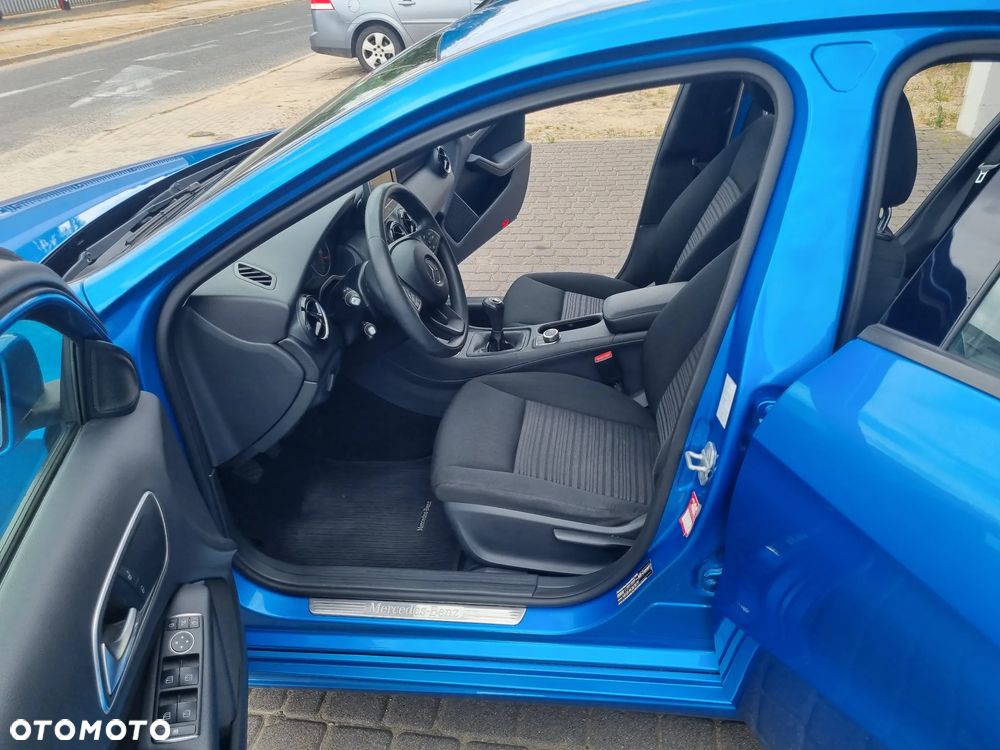 Mercedes-Benz Klasa A 200 (BlueEFFICIENCY) Style - 5