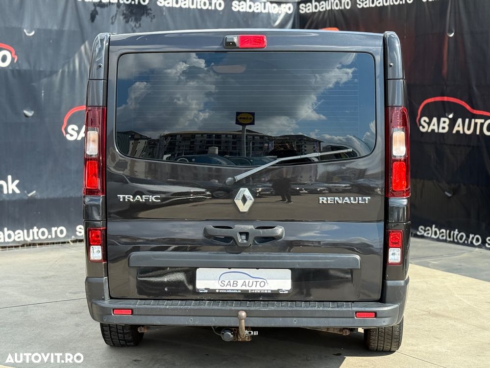 Renault Trafic - 21