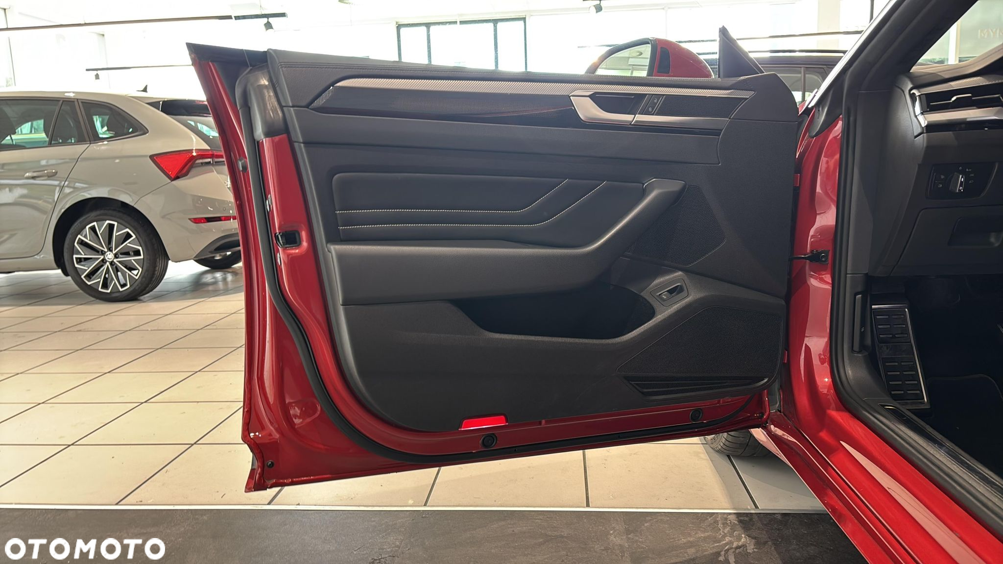 Volkswagen Arteon 2.0 TSI R-Line DSG - 10