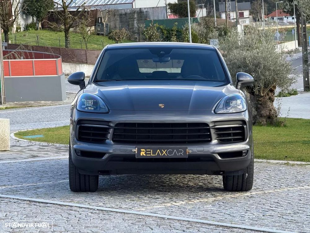 Porsche Cayenne Coupé E-Hybrid - 2