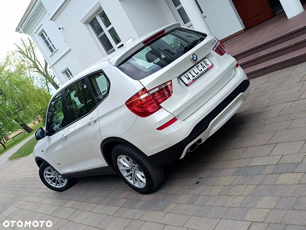 BMW X3 xDrive20d Business Edition - 4