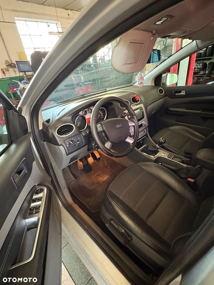Ford Focus 2.0 TDCi FX Silver / Silver X - 12
