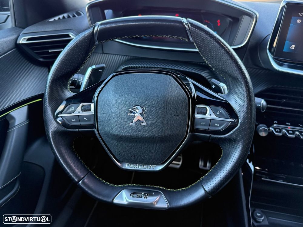 Peugeot 2008 1.2 PureTech GT Line EAT8 - 13