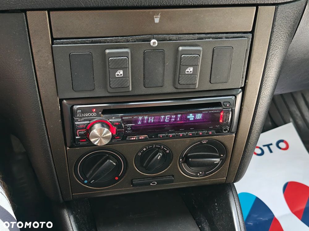 Volkswagen Bora 1.6 Comfortline - 22