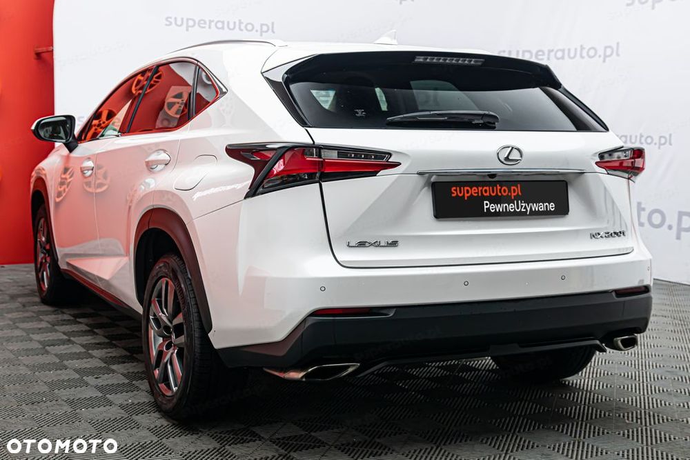 Lexus NX 200t Comfort AWD - 29