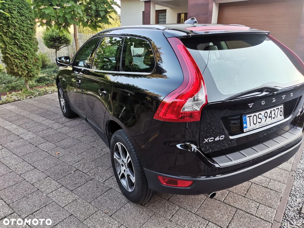 Volvo XC 60 D5 AWD Base - 5