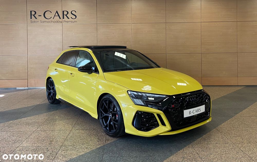 Audi RS3 Sportback - 1