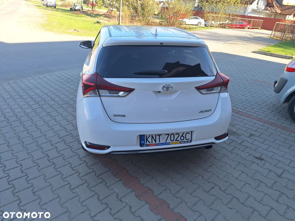 Toyota Auris 1.2 Turbo Design Edition - 16