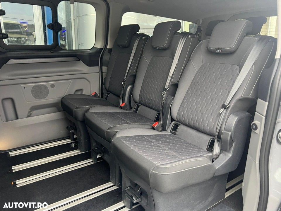 Ford Tourneo Custom - 6