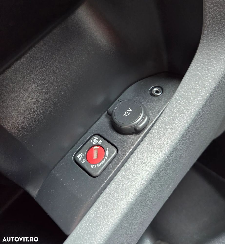 Peugeot Expert L2H1 TwinCab Premium - 27