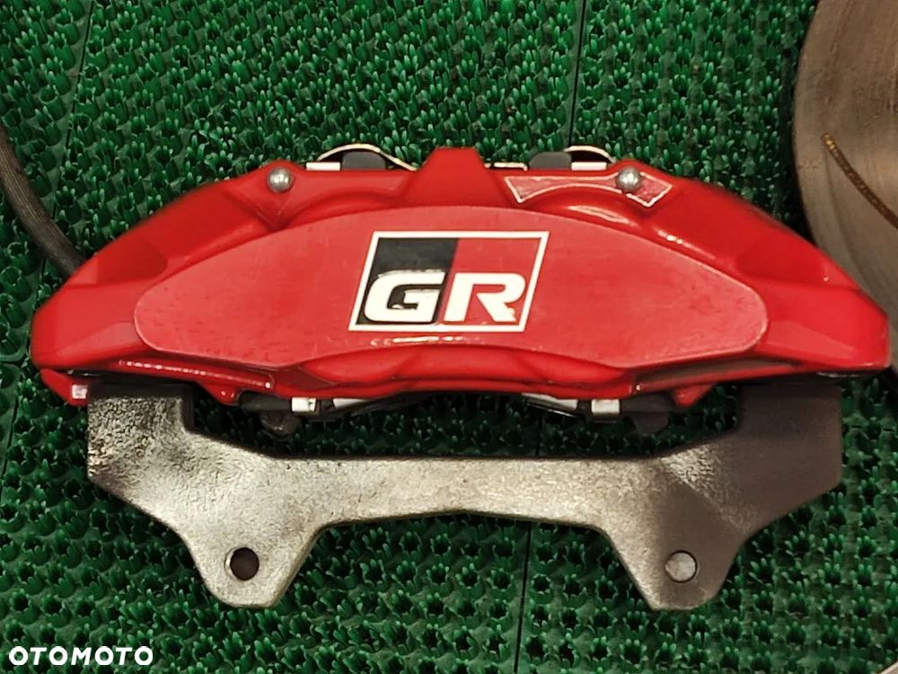 TOYOTA YARIS GR 1.6i 261 KM 20-24r Zacisk Tarcza Klocki Przód Tył - 4