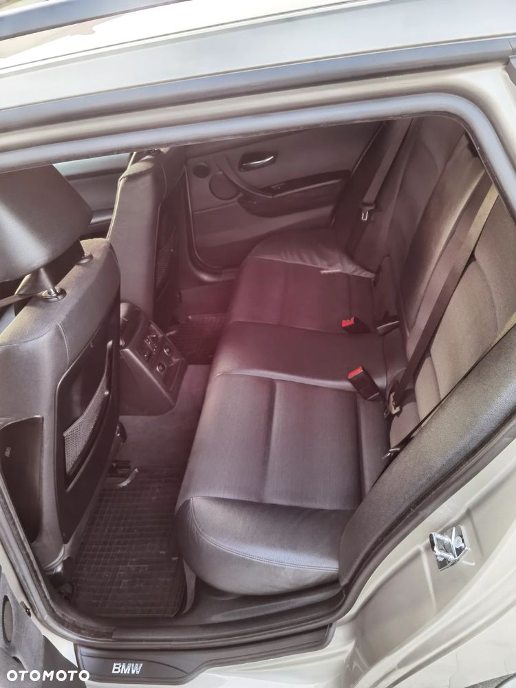 BMW Seria 3 - 12