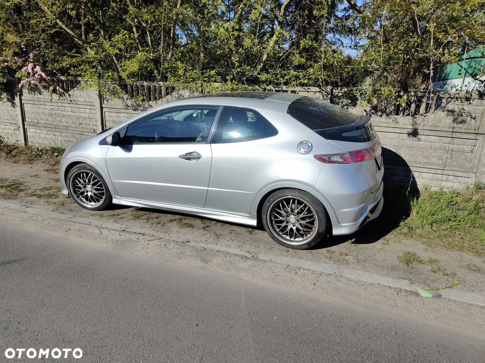 Honda Civic 1.8 TypeS - 8