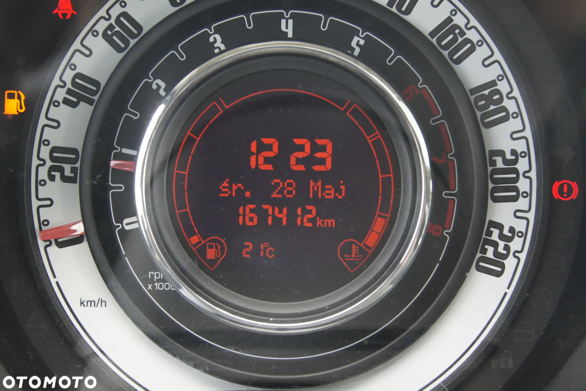 Fiat 500 C 1.2 8V Lounge - 25