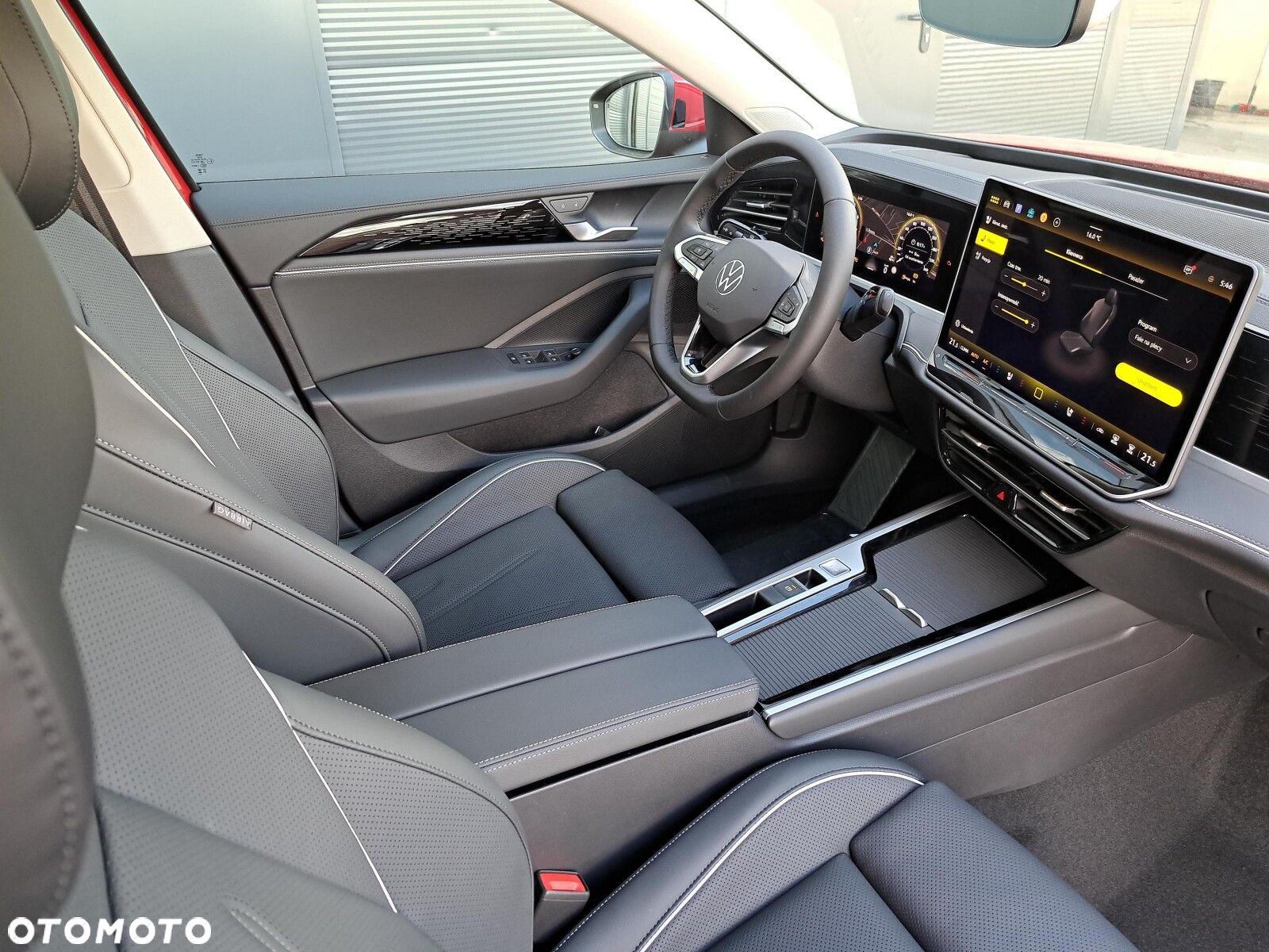 Volkswagen Passat 1.5 TSI EVO Elegance DSG - 37