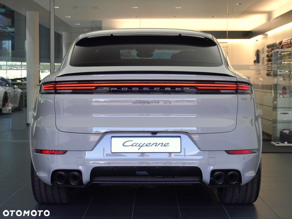 Porsche Cayenne E-Hybrid PHEV Black Edition - 17