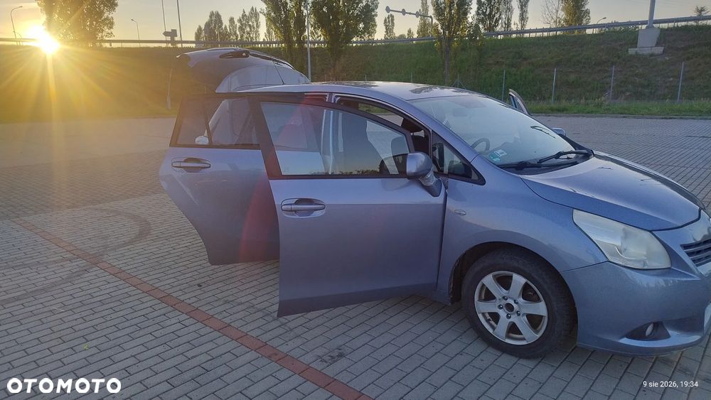 Toyota Verso 2.0 D-4D Sol 7os - 15