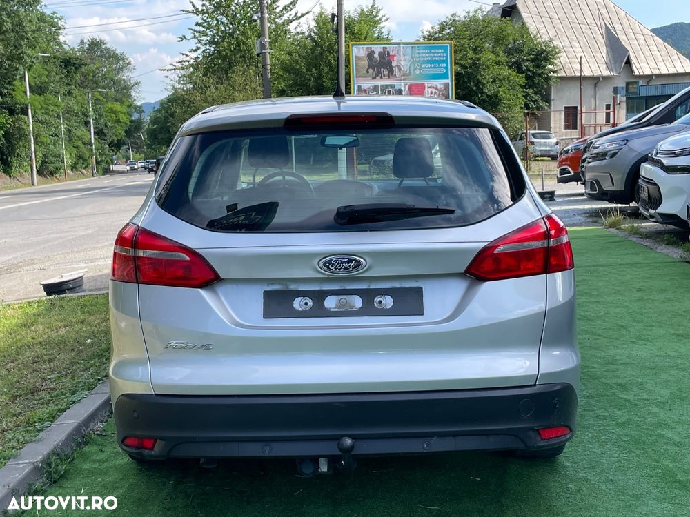 Ford Focus - 5