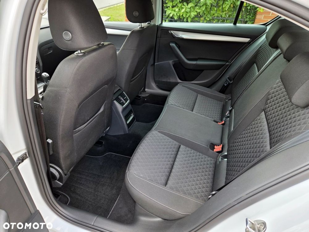 Skoda Octavia 1.4 TSI Edition - 31