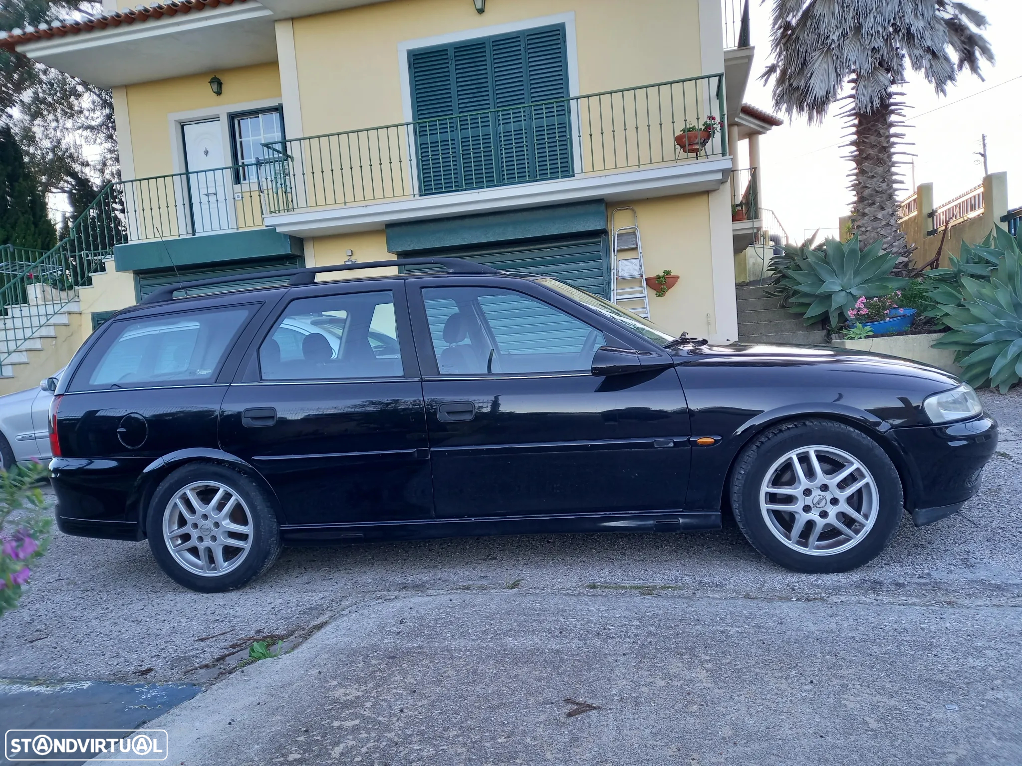 Opel Vectra Caravan 2.0 DTi Sport - 4