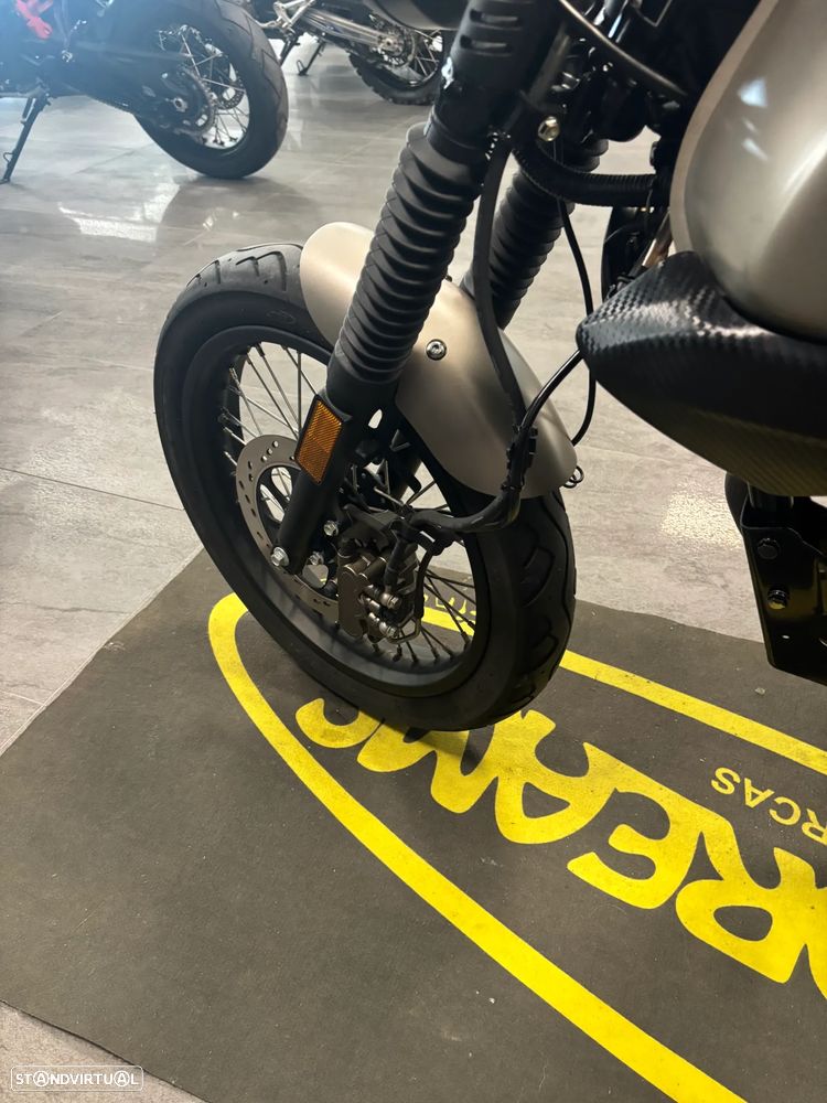 Zontes 125V - 8