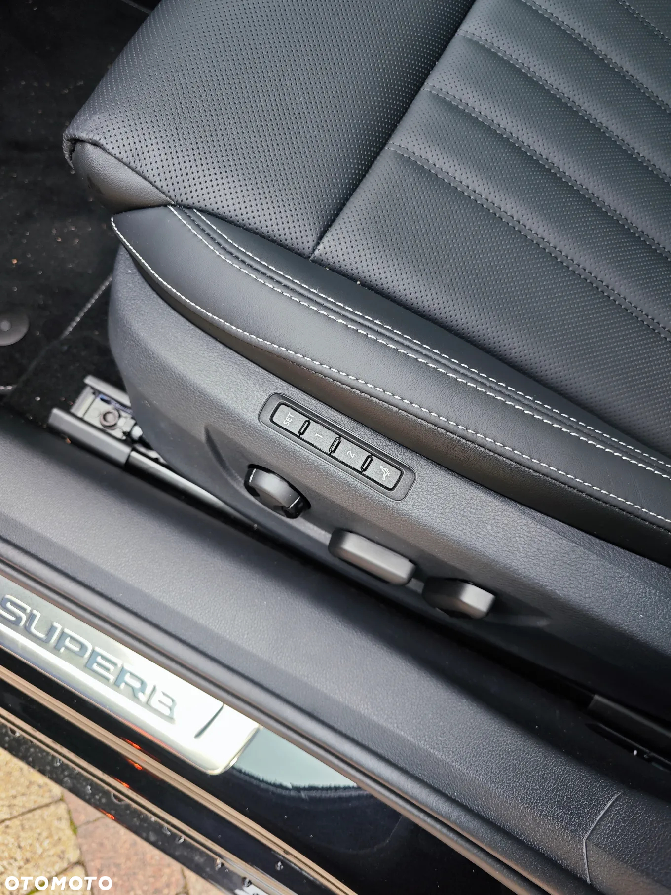 Skoda Superb 2.0 TSI 4x4 L&K DSG - 5