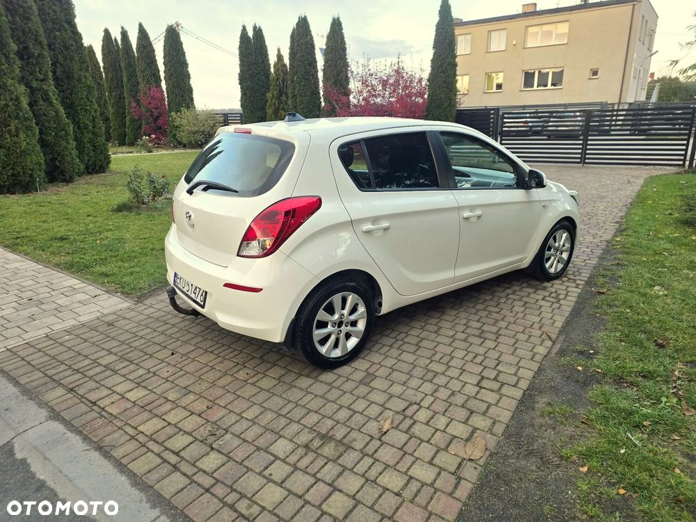 Hyundai I20 2013 photo 4