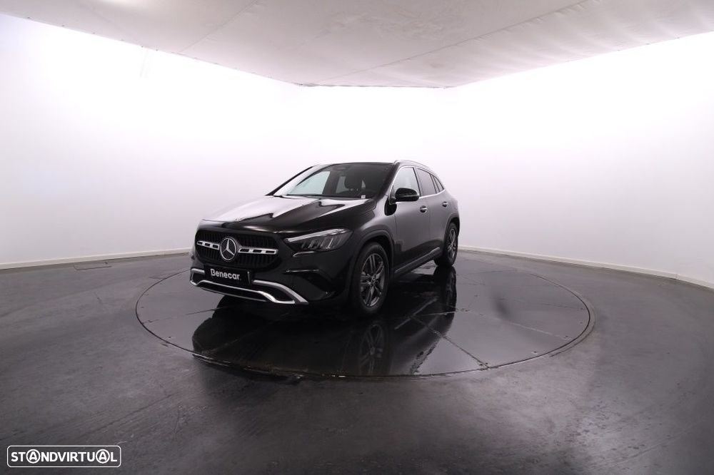 Mercedes-Benz GLA 180 d Progressive - 13