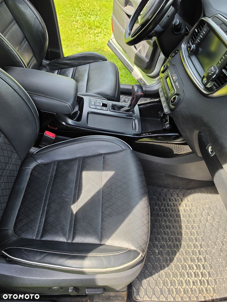 Kia Sorento - 6