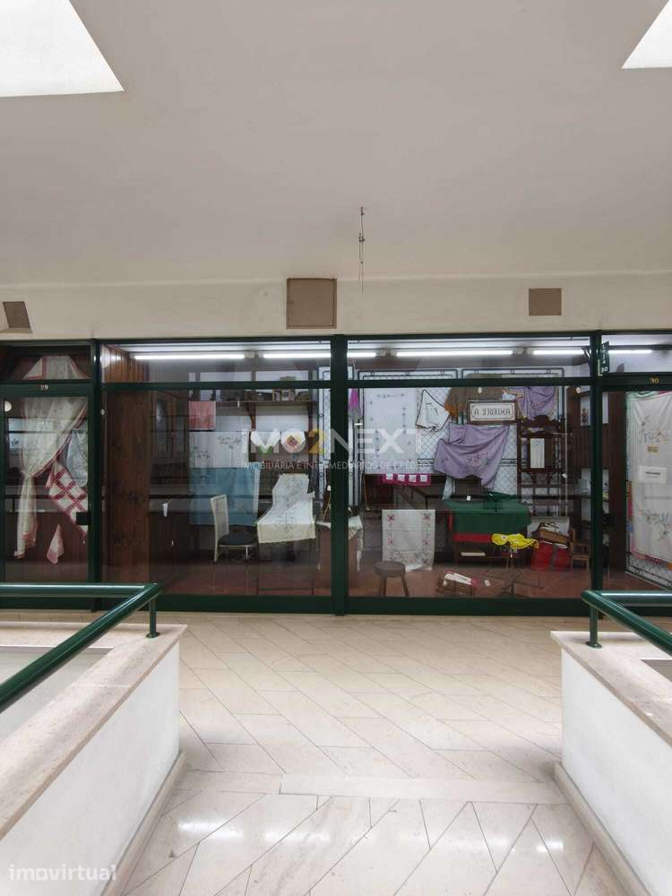 LOJA COMERCIAL || 1.º ANDAR || CENTRO COMERCIAL SÃO FRANCISCO || LE... - Grande imagem: 5/20