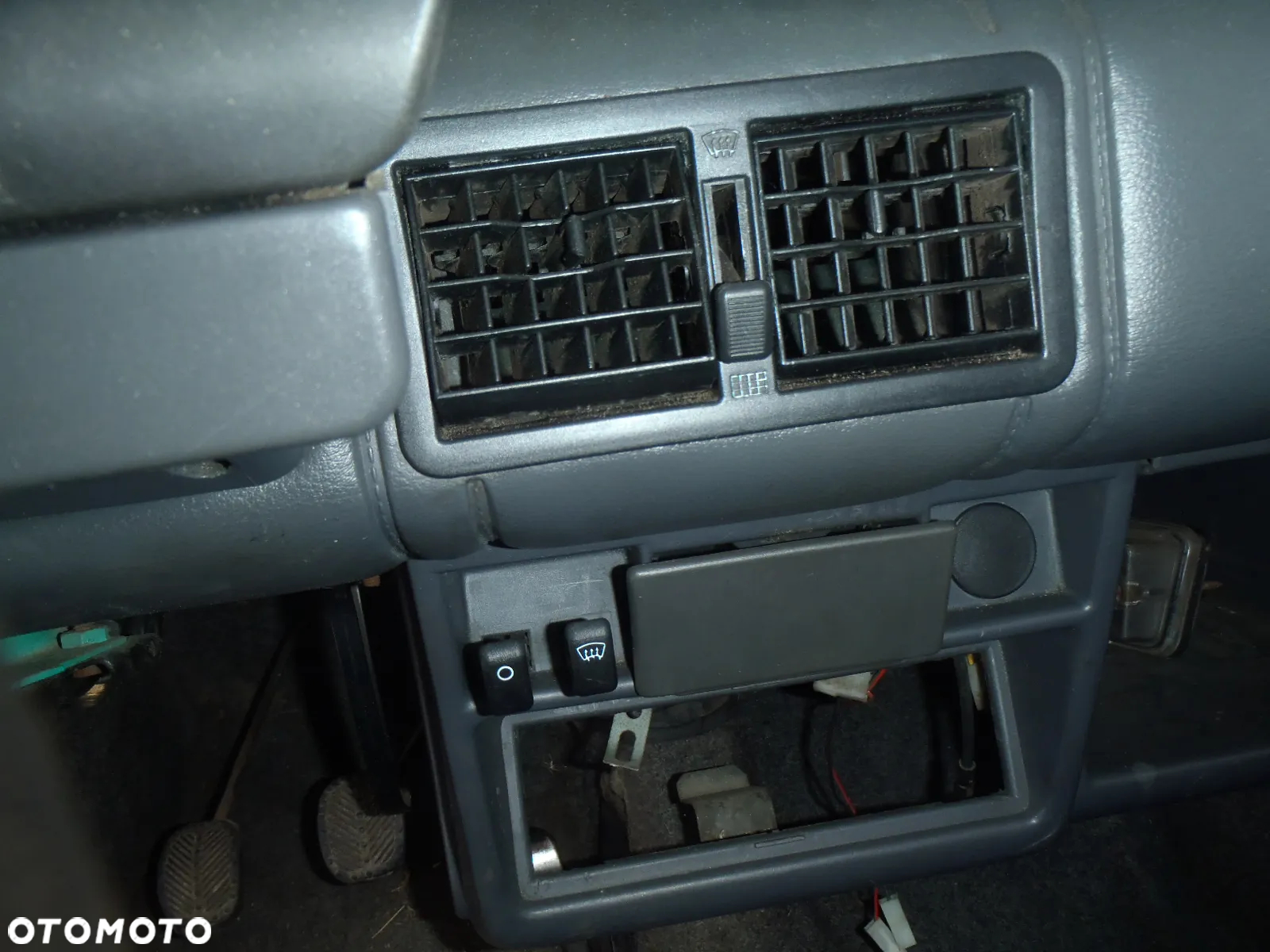 schowek półka nawiew cerata obicie  tunel środkowy fiat 126p maluch jak nowa - 6