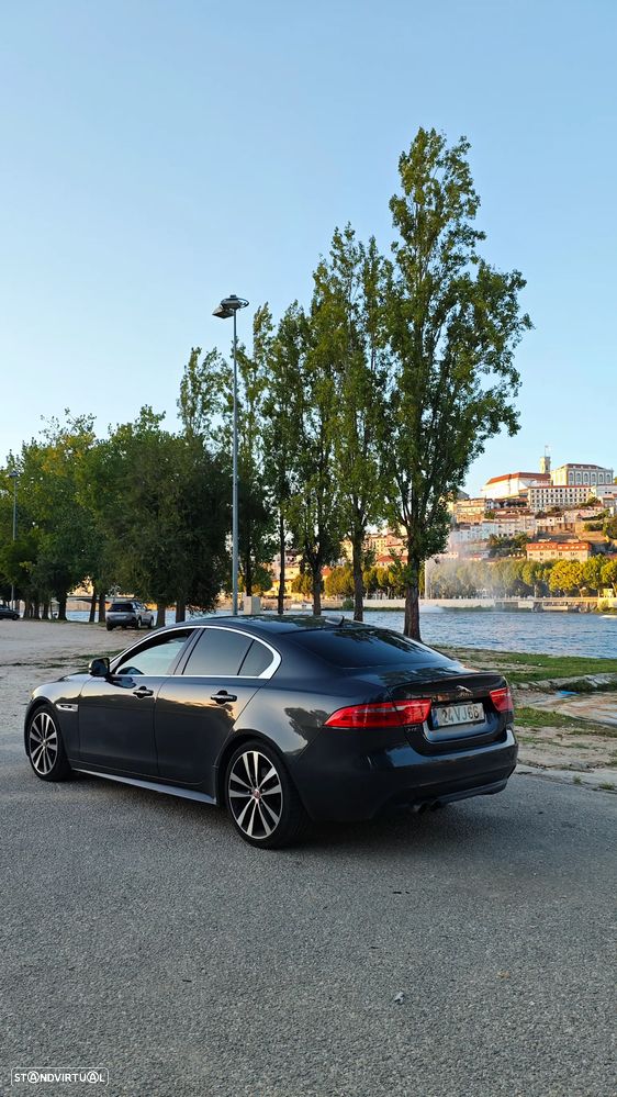 Jaguar XE 2.0 D R-Sport Aut. - 1