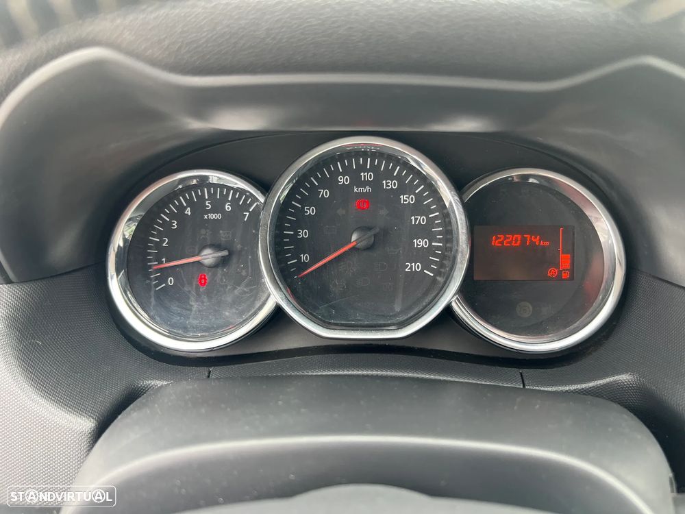 Dacia Duster 1.5 dCi Prestige - 11