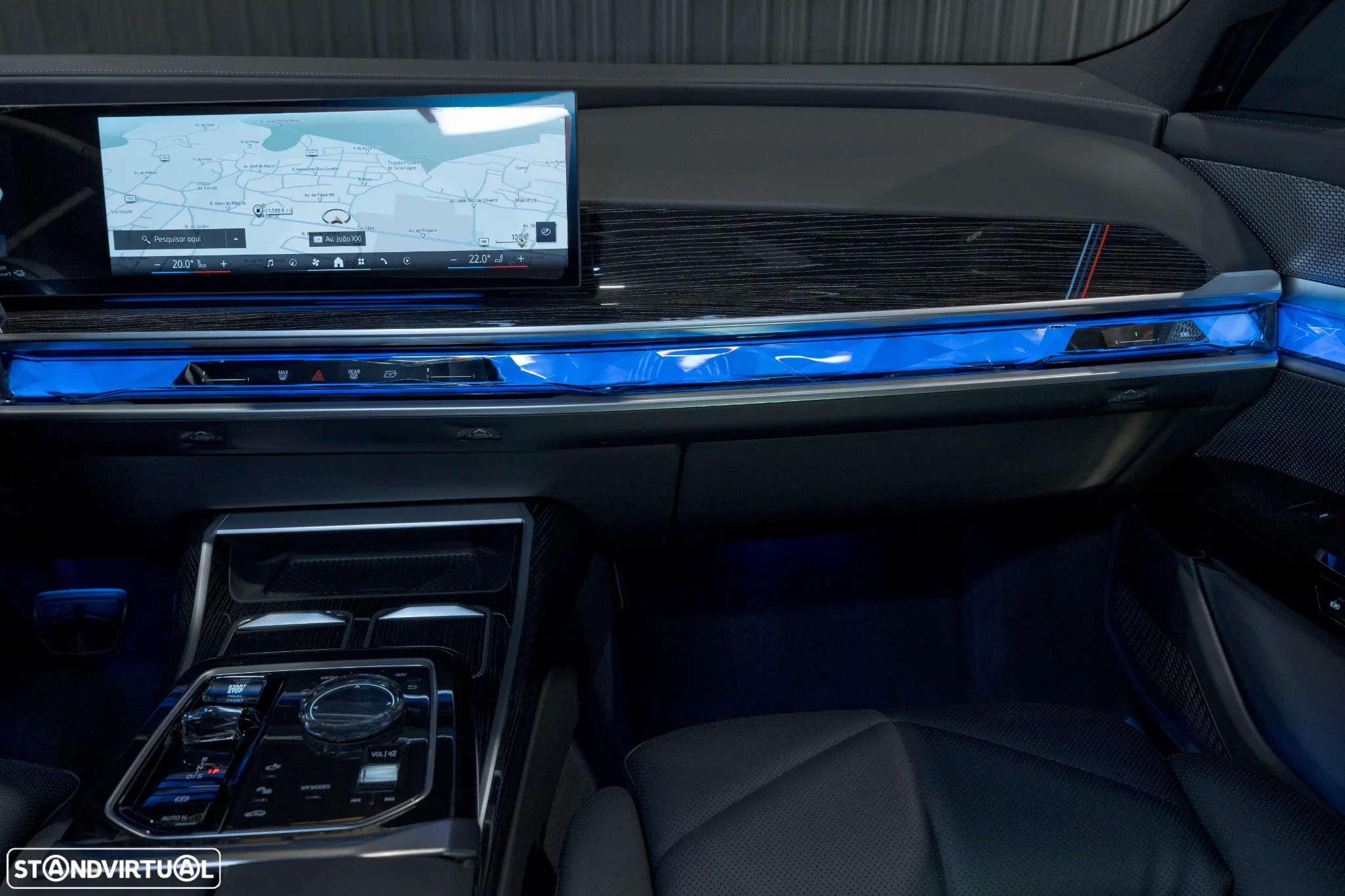 BMW 750 750e xDrive Pack Desportivo M - 9