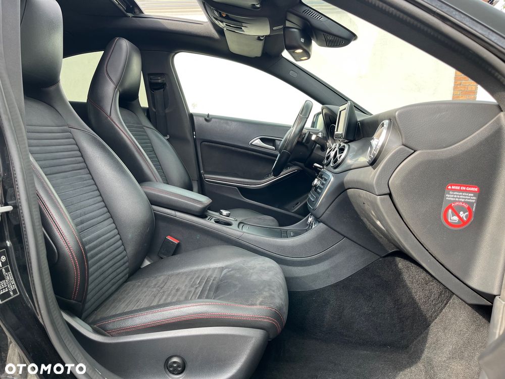 Mercedes-Benz CLA - 17