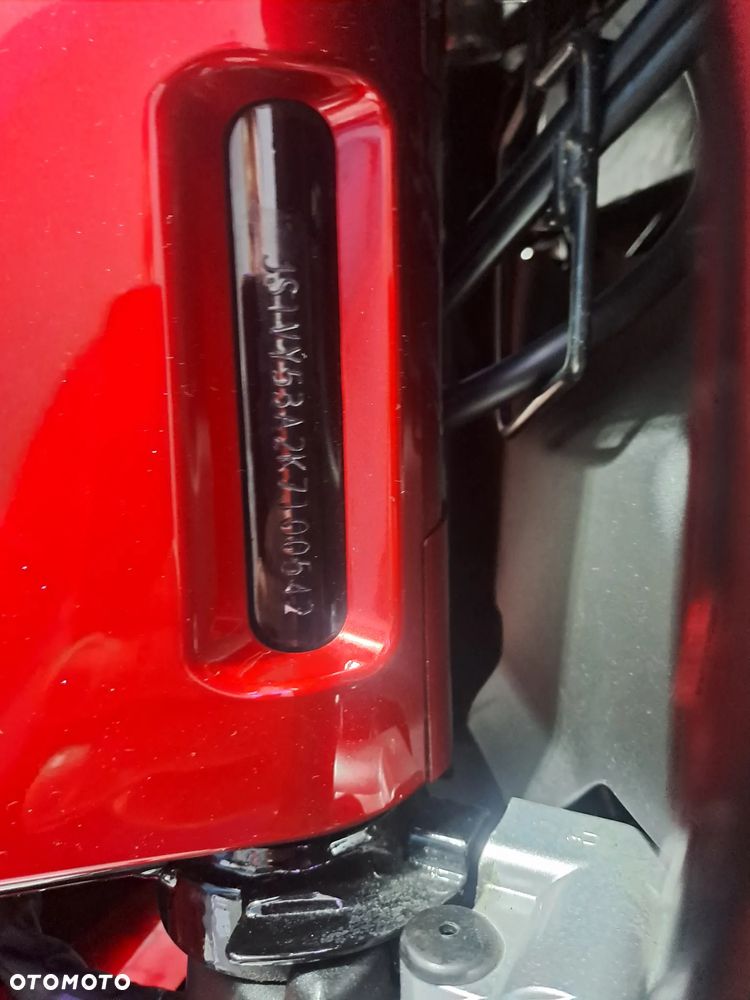 Suzuki Boulevard - 35